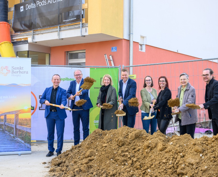 Spatenstich für neues Hospiz in Thalheim bei Wels